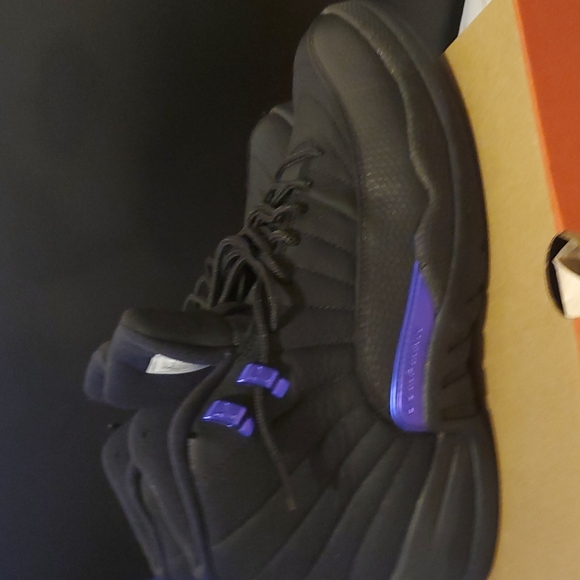 AIR JORDAN 12 RETRO - Picture 8 of 8